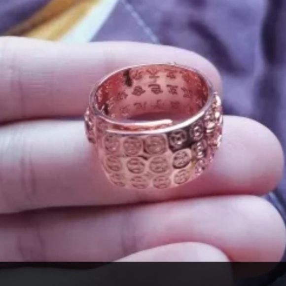 Rose gold titanium Chinese luck symbols dragon and red glass adjustable ring new - Picture 5 of 6